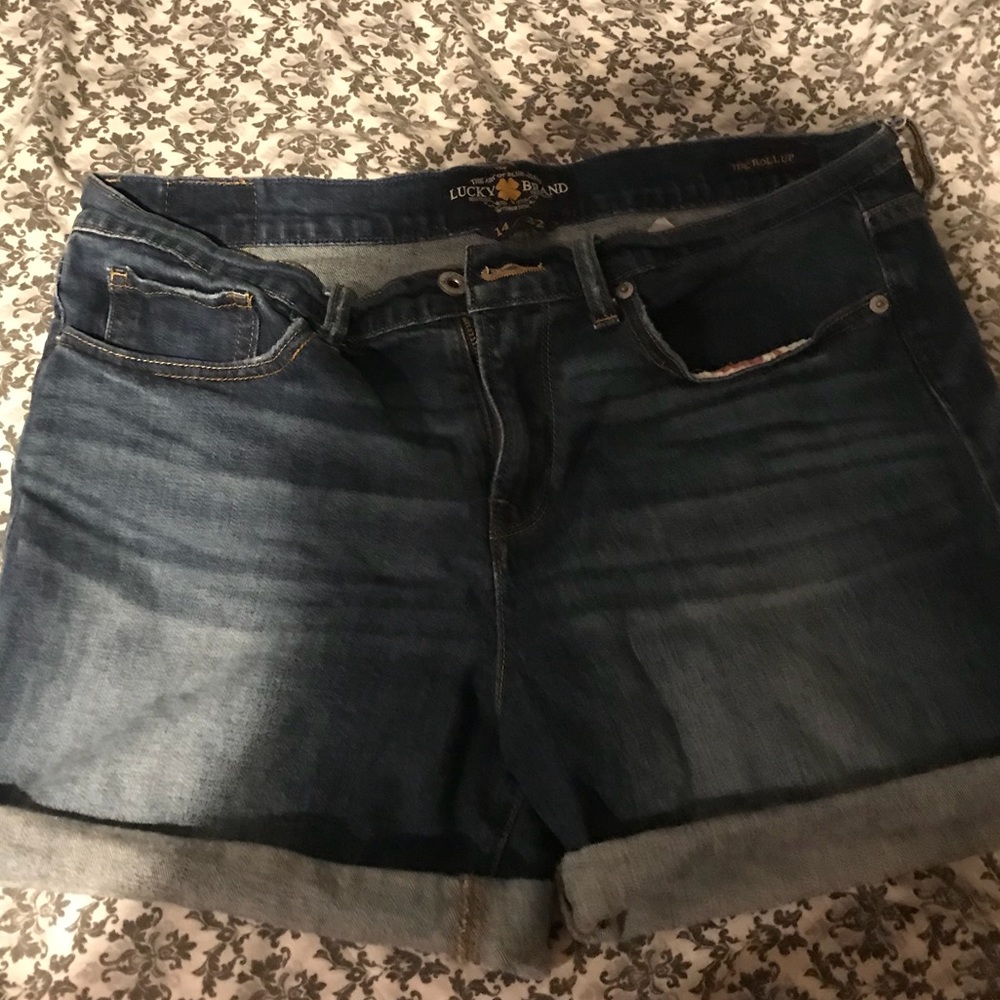 Lucky Brand Size 14/32 shorts